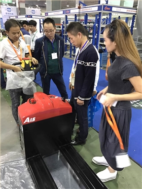 杭叉集团参展第十一届温州（中国）机械设备展览会