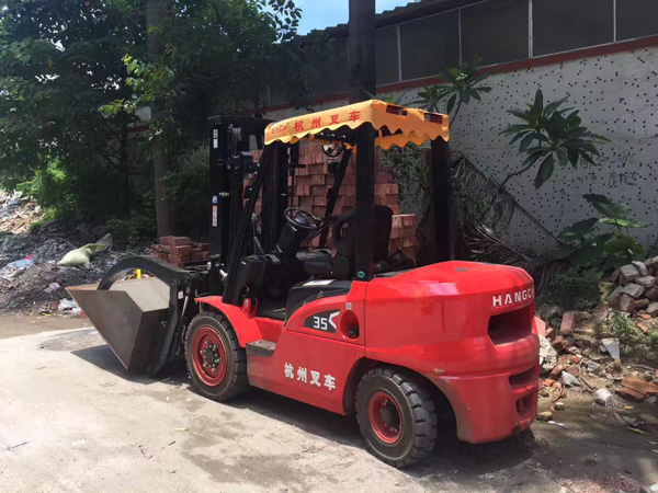 杭州叉车丨叉车散热器保养好，别让小问题造就大事故！