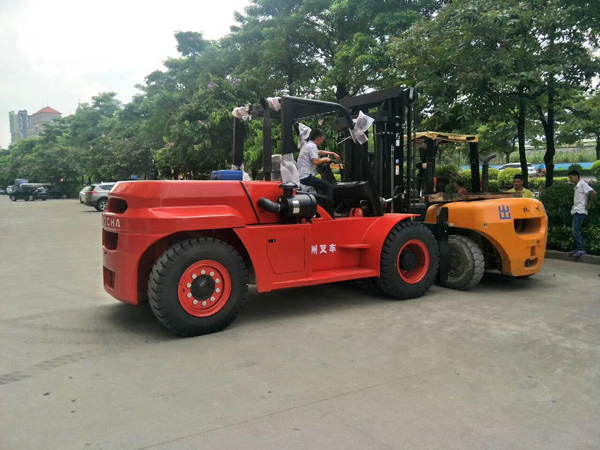杭州叉车丨听说集齐3-12吨X系列内燃叉车，可以召唤神兽！
