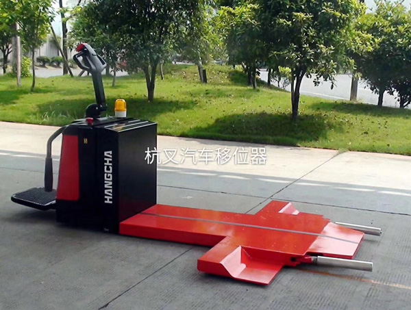 杭州叉车丨当仓储车配上叉车“机械手”，工作效率蹭蹭蹭的上涨！